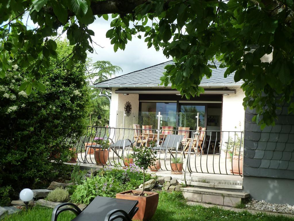 Gaestehaus Spross Veldenz Bagian luar foto